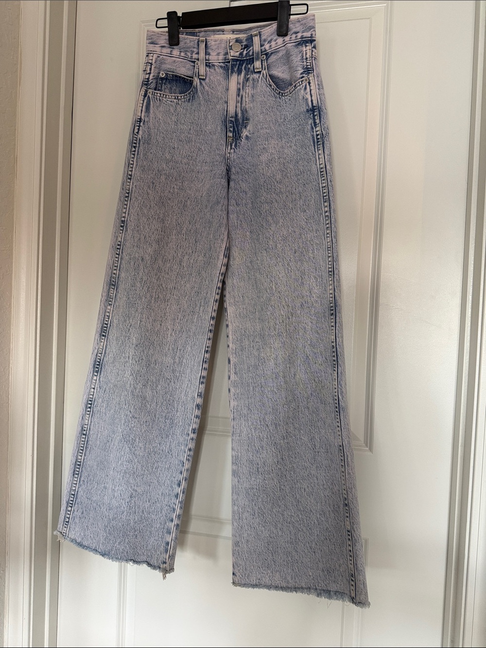 AMO FRIDA BLUE JEAN WITH PINK TONE WASH SIZE 24